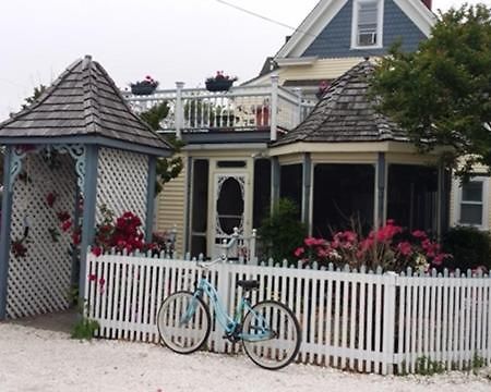 Miss Molly'S Inn Chincoteague Exteriör bild